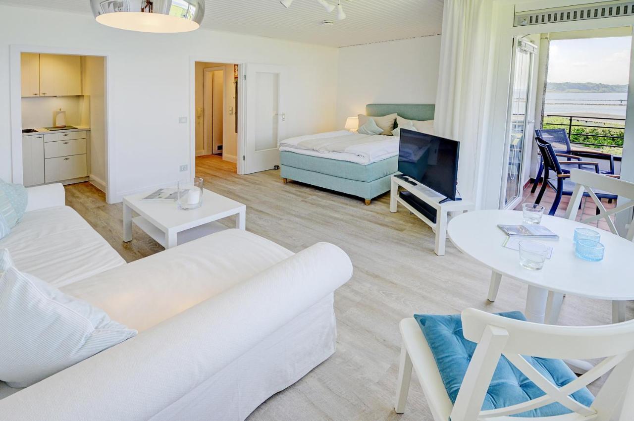 Fewo1846 - Fjordview - Komfortables Studioapartment Mit Balkon Und Meerblick Glücksburg Exteriör bild